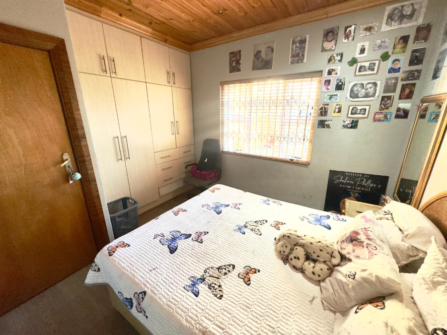 Bedroom Property for Sale in Steenberg Western Cape